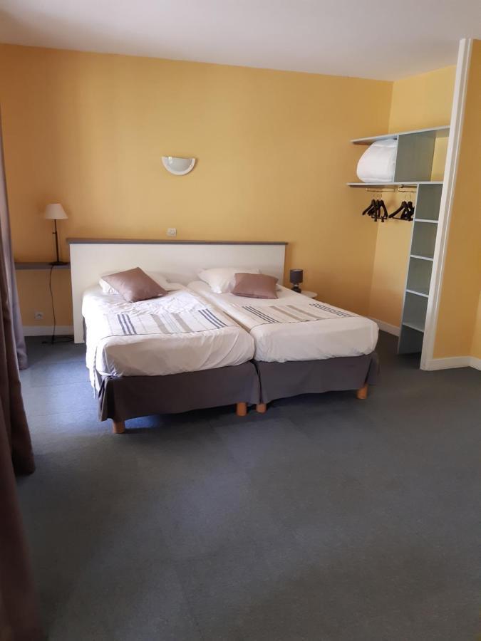 Logis Hotel Le Relais Du Serre Дьёлефи Экстерьер фото