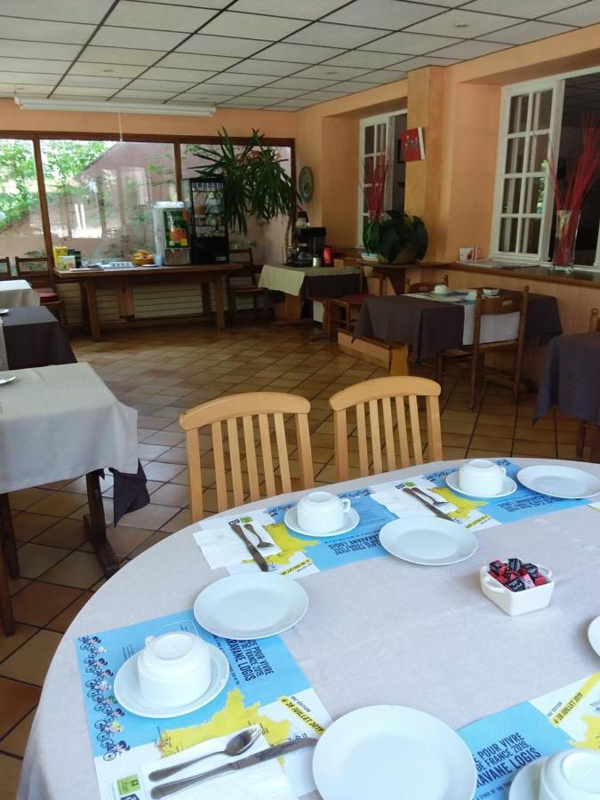 Logis Hotel Le Relais Du Serre Дьёлефи Экстерьер фото